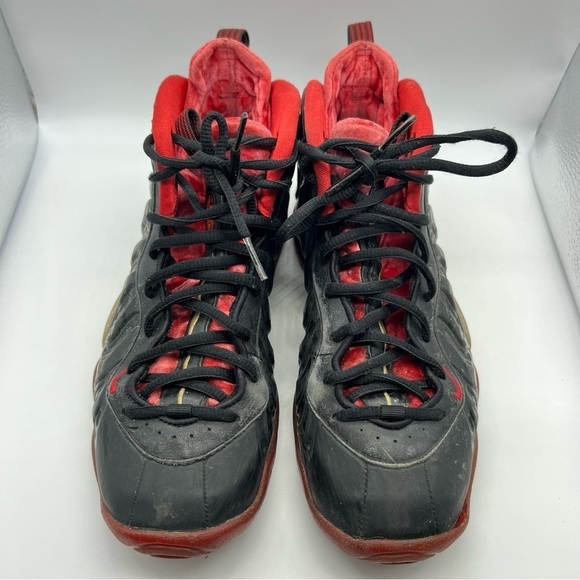 Nike Air Foamposite One Dracula Black & Red Sneakers - Picture 4 of 11